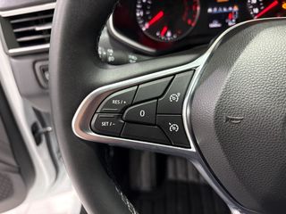Renault Clio 1.0 TCE 74KW INTENS 100 5P 