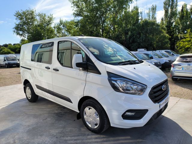 Ford Transit Custom 2020 6 plazas