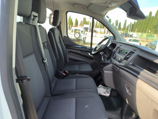 Ford Transit Custom 2020 6 plazas