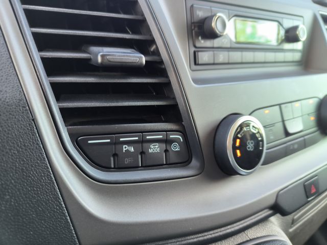 Ford Transit Custom 2020 6 plazas