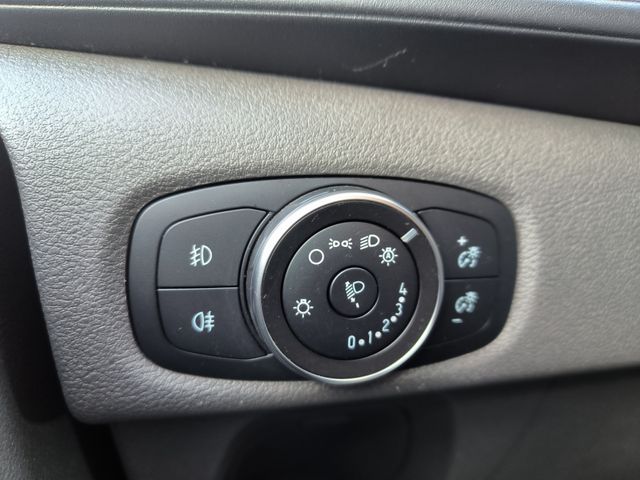 Ford Transit Custom 2020 6 plazas