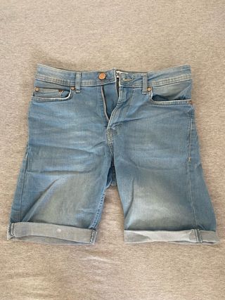 Pantalones cortos vaqueros claros