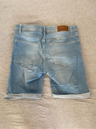 Pantalones cortos vaqueros claros