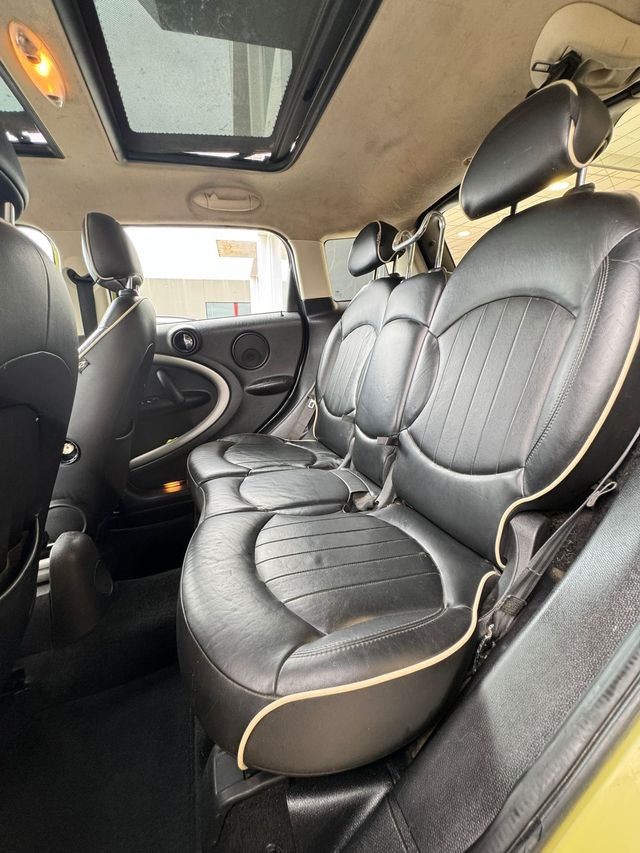 MINI Countryman 2012