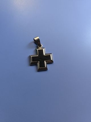 Colgante Cruz Acero inoxidable y Cuero