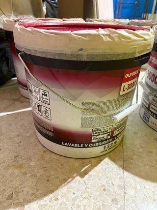 Pintura para pared naranja