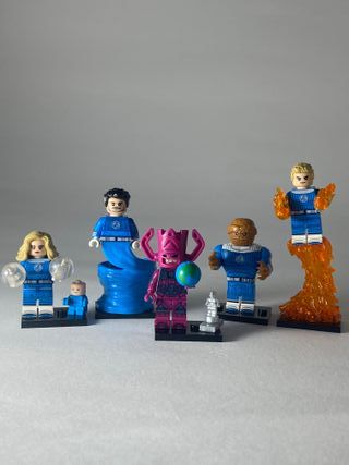 Fanatastic Four vs Galactus Figurine Type Lego 2