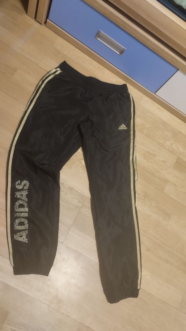 Chándal Adidas Negro y Dorado