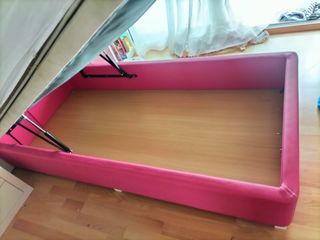 Canapé abatible tapizado con cabezal