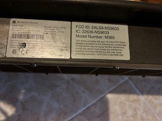 Patinete Eléctrico Xiaomi con su caja.