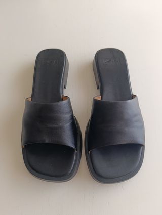 Sandalias Camper Dana (Tacón Bajo) Negras
