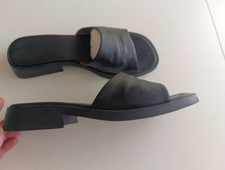 Sandalias Camper Dana (Tacón Bajo) Negras