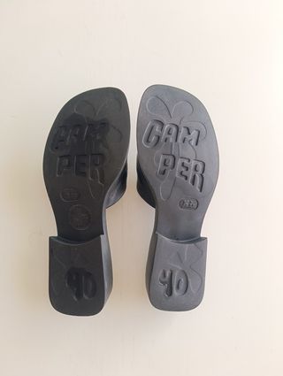 Sandalias Camper Dana (Tacón Bajo) Negras