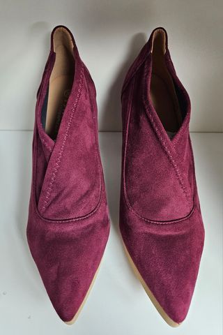 Zapatos de tacón burdeos