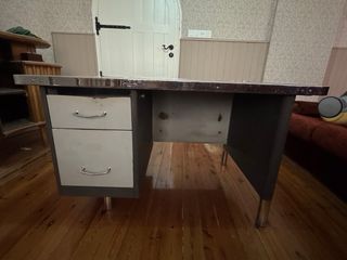 Escritorio Vintage Cristal y Metal