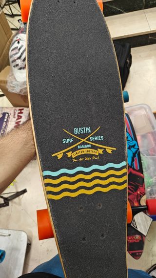 Cruiser longboard Bustin