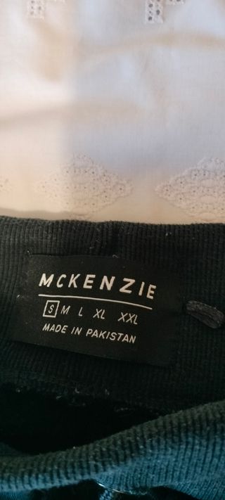 Pantalón chándal unisex McKenzie negro