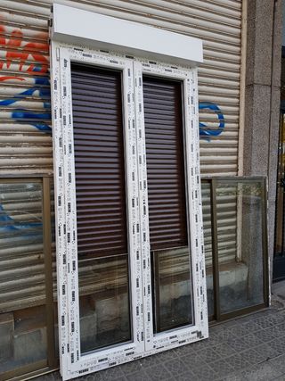 Puertas de PVC nuevas