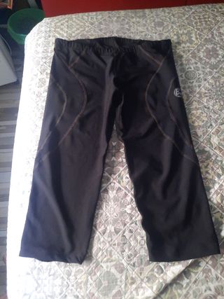 Mallas cortas deportivas negras