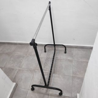 Burro perchero metálico negro