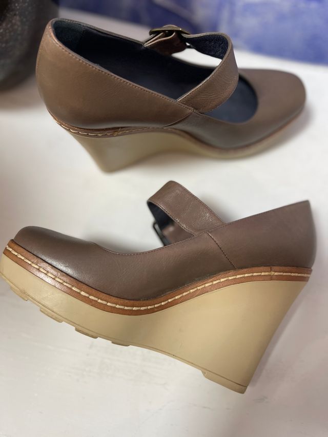 Zapatos Castañer Cuña Ante Marrón