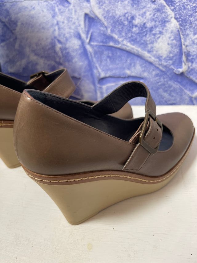 Zapatos Castañer Cuña Ante Marrón