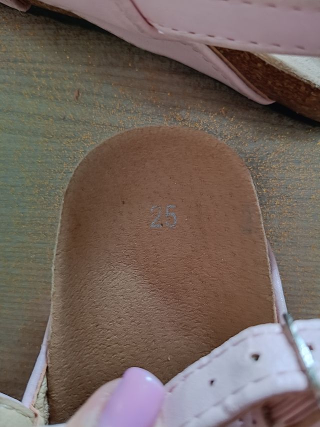 Sandalo bimba rosa con cuori glitter n.25