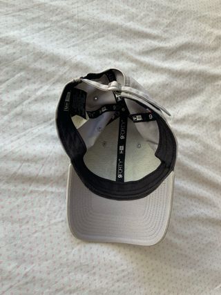 Gorra New Era Gris