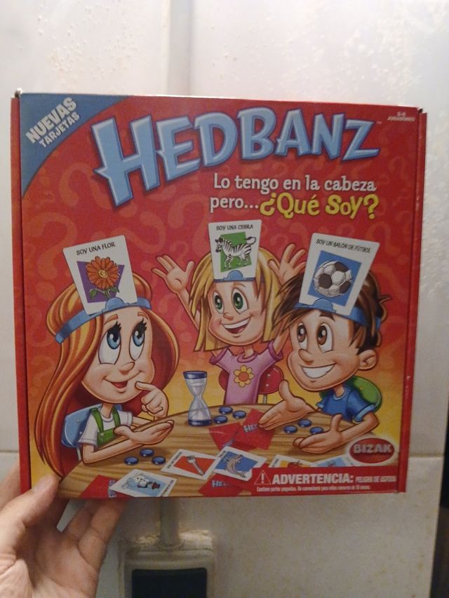 Hedbanz Juego de Mesa Familiar
