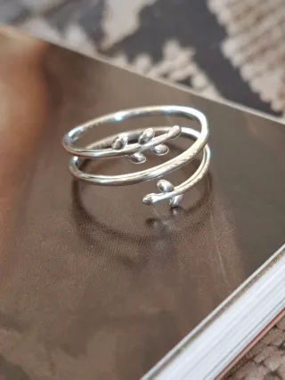 Anillo Plata Ajustable Hojas y Circonitas