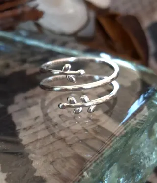 Anillo Plata Ajustable Hojas y Circonitas