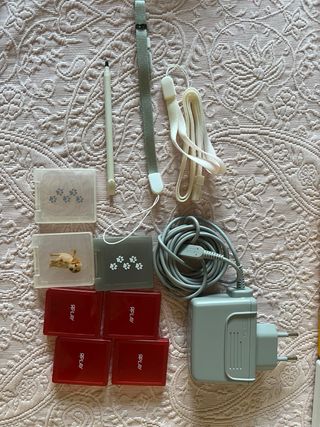 Nintendo 3DS XL Blanca + 9 Juegos y Accesorios