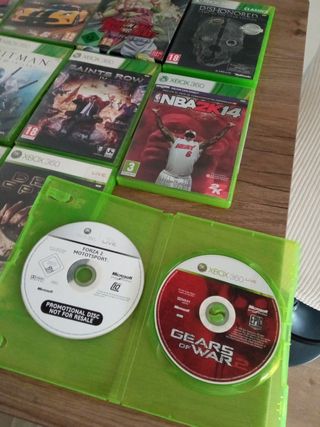 Xbox 360 Slim Negra + 16 Juegos
