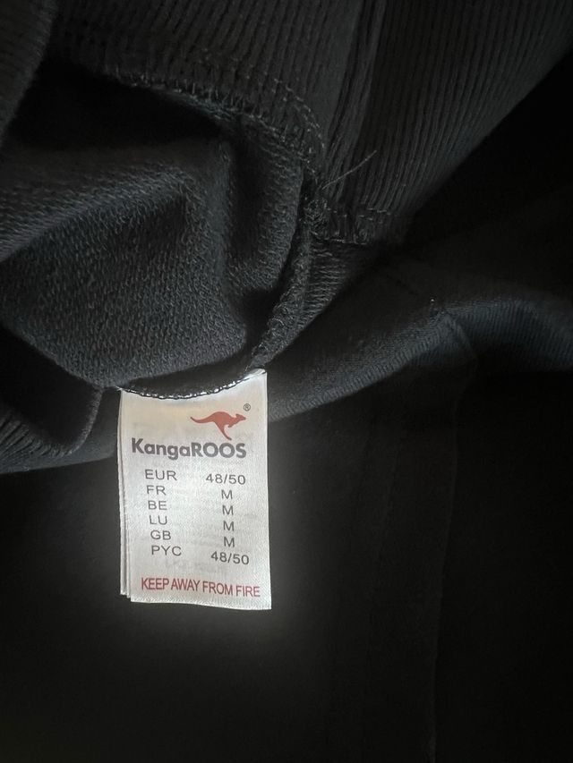 Talla M. Sudadera con capucha KANGAROOS