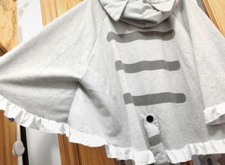 Capa Neko Atsume Harajuku Gris