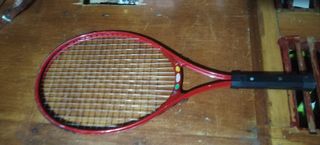 Raquetas de tenis rojas
