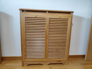 Cubreradiador de madera.89x18'5x98'5
