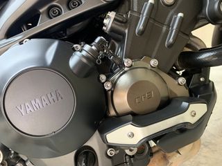 YAMAHA MT09