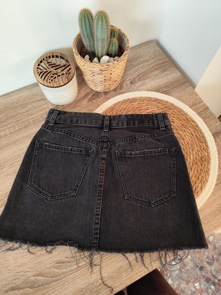 Falda vaquera negra
