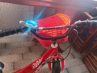 Bicicleta infantil roja Cars