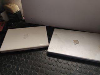 Apple MacBook Portátil Blanco y Plateado