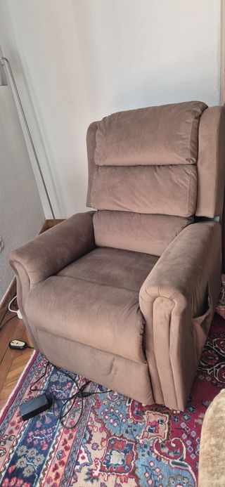 Sillón articulado de tela beige