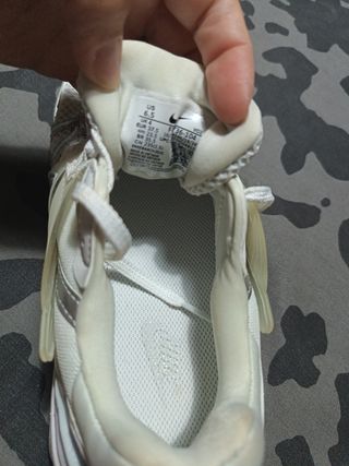 Deportivas Nike plateadas