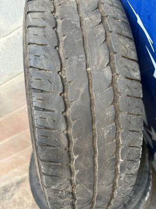 LLantas con neumático Renault Mascoot