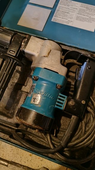 Martello demolitore Makita