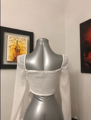 Top Bershka bianco nuovo