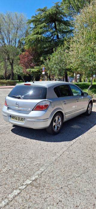 Opel atra 2006