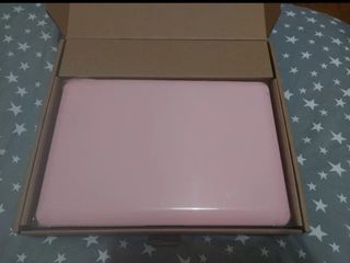Netbook rosa en buen estado