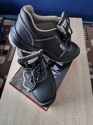 Zapatos de trabajo VIANA punta de acero S3