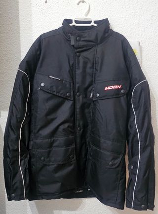 Chaqueta de moto MOON negra , sin estrenar 